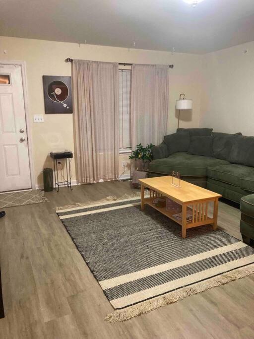 Midtown Townhouse * Harrisburg
